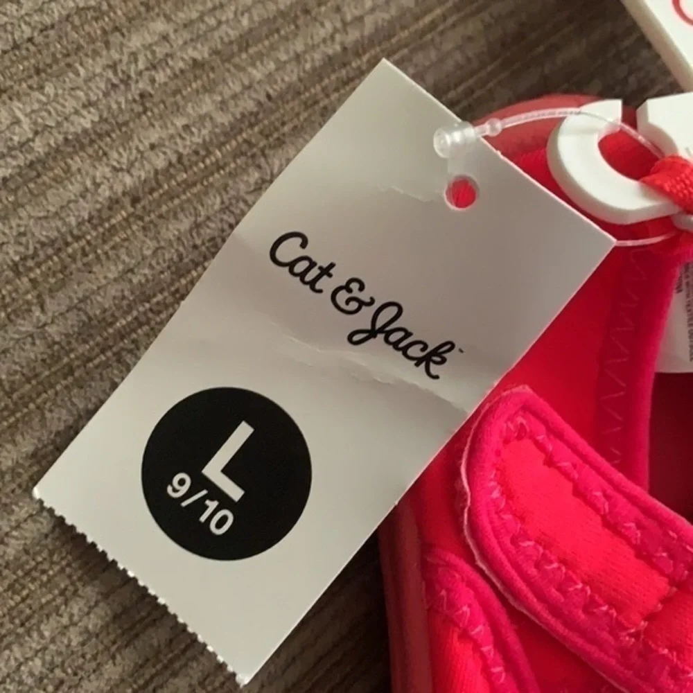 Cat & Jack children’s pink water shoes